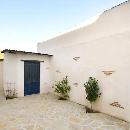 La Torre De Piedra - Perfect For A Family Holiday! Holiday home Cortes de la Frontera